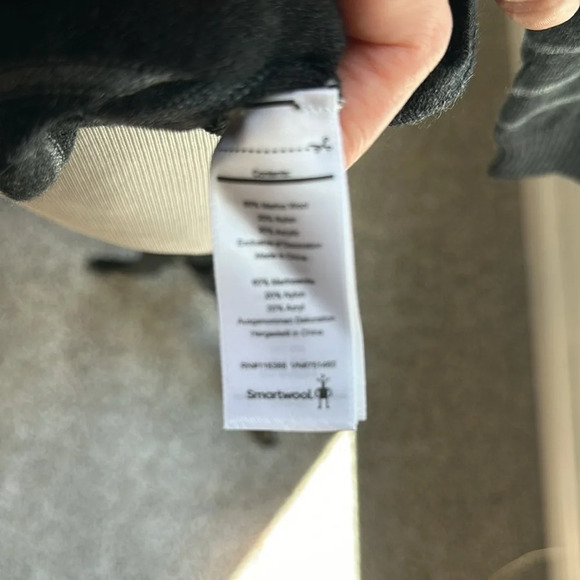 SMARTWOOL Merino Wool Blend V-neck Grey Stripe Sweater, Small, Like New - Picture 6 of 8